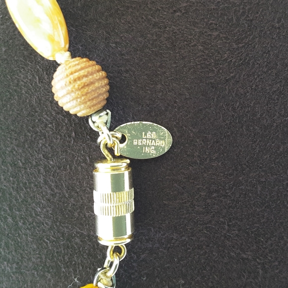 Rare Vintage Signed Les Bernard Inc Faux Ivory and Wood Necklace - Picture 9 of 10